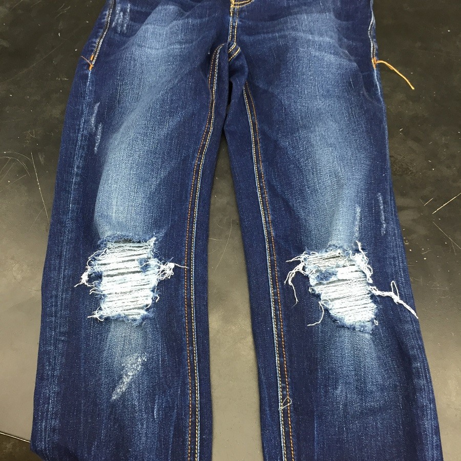 牛仔裤2000价位左右品牌,二百多元的牛仔裤真的好吗