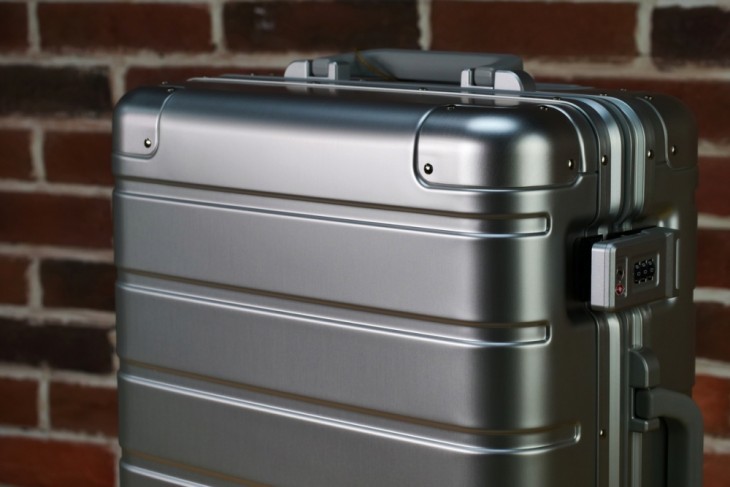 小米90分旅行箱28寸测评,小米米家全金属旅行箱