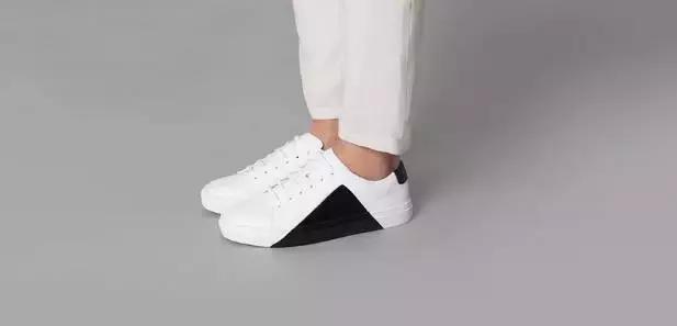 yeezy潮鞋推荐男学生,潮人夏季必入的鞋款yeezy椰子380