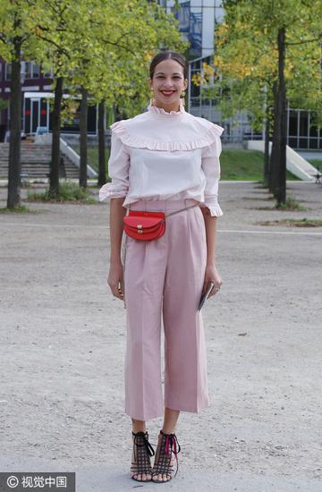 宋茜凹造型背包,宋茜专用表情包