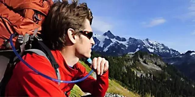 十一出行必备装备清单,周迅同款衣服搭配