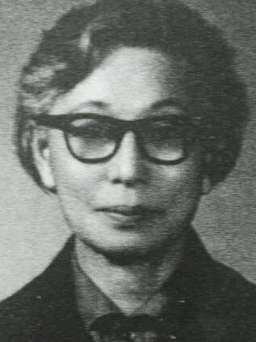 铝锅蒸蛋糕、铁丝烤面包……面对苦难仍不忘优雅的一代名媛郭婉莹