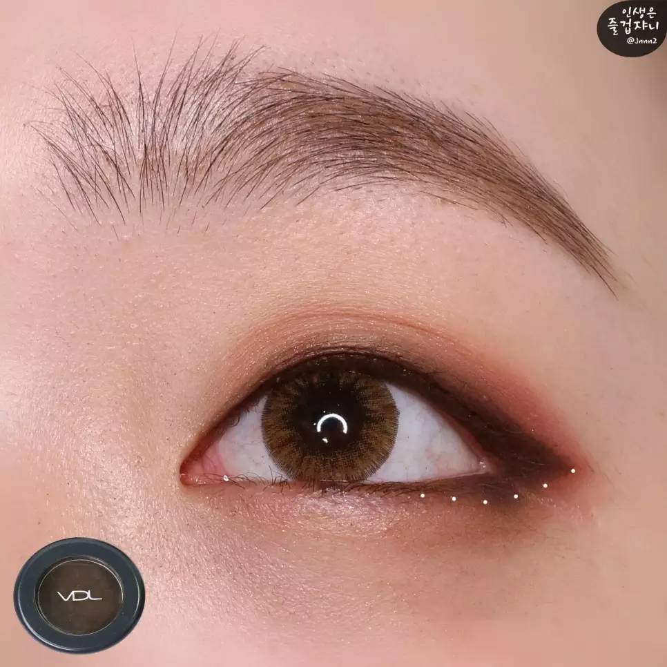 内双接近单眼皮如何画眼妆视频,单眼皮小眼睛内双肿眼泡眼妆教程