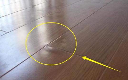 如何处理地板划痕,地板划痕怎么处理恢复有妙招