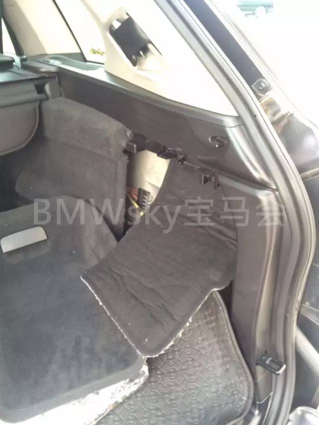 宝马点烟器不通电维修多少钱,宝马点烟器没电怎么回事