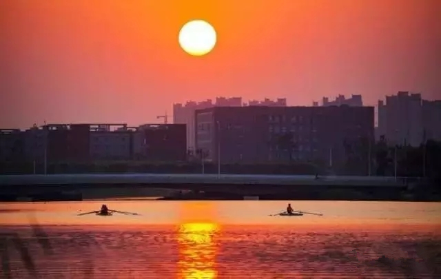 去郑州哪里旅游最便宜又好玩,郑州值得旅游的地方有哪些