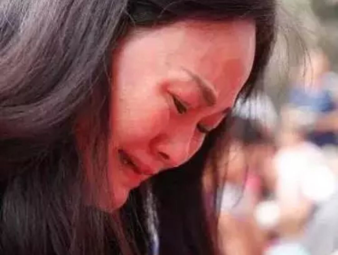 每次怀孕在孕早期25天就会出血,怀孕初期出血医生检查说一切正常