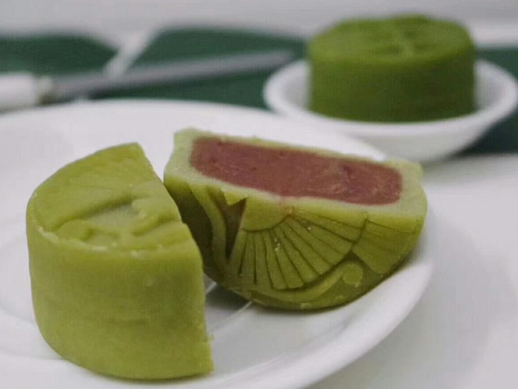 好吃不腻的五仁月饼做法,老师傅教你做经典五仁月饼