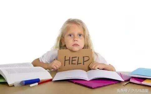 新苗脊柱侧弯预防中心是做什么的,用哑铃练背能预防脊柱侧弯