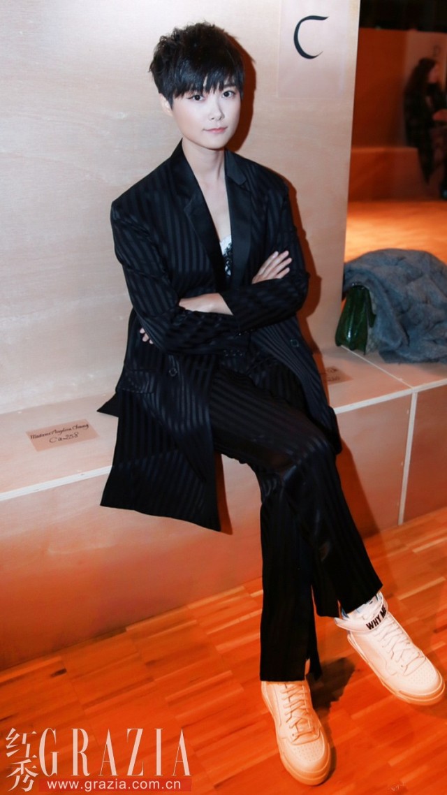 巴黎时装周男女明星同框机会大吗,中国女星巴黎时装周