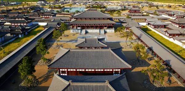 3月份适合放风筝的地方,几月最适合放风筝