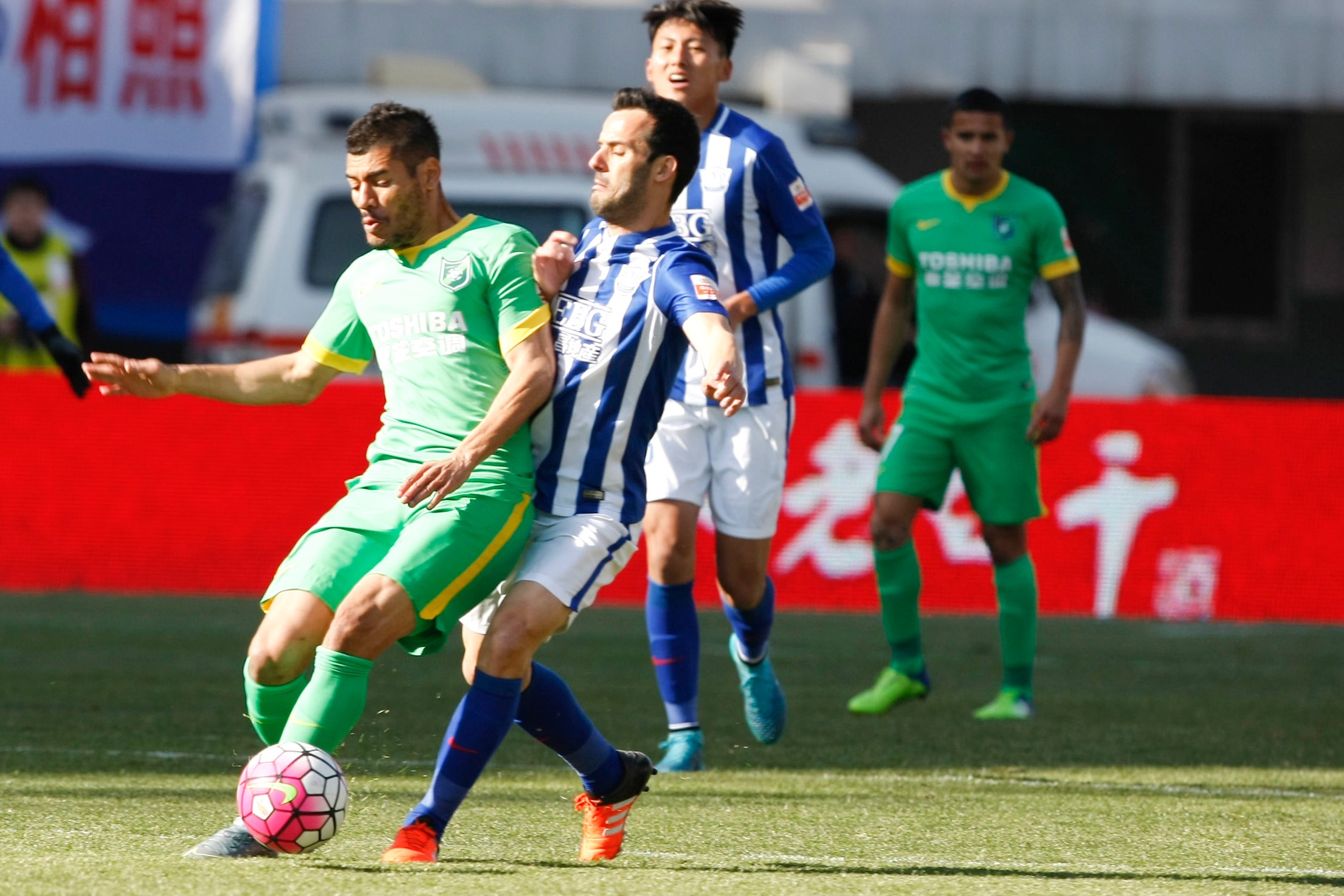 我们还年轻未来可期,我们还年轻努力前行