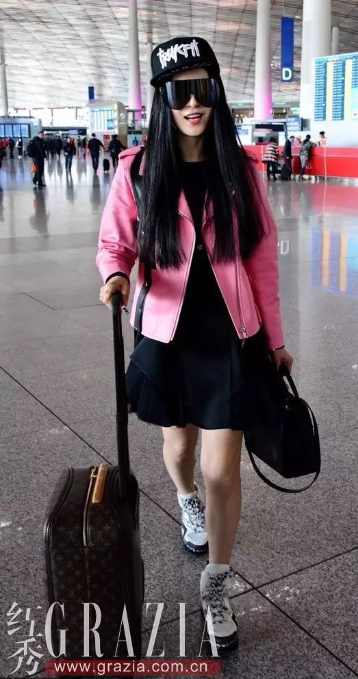 巴黎时装周男女明星同框机会大吗,中国女星巴黎时装周