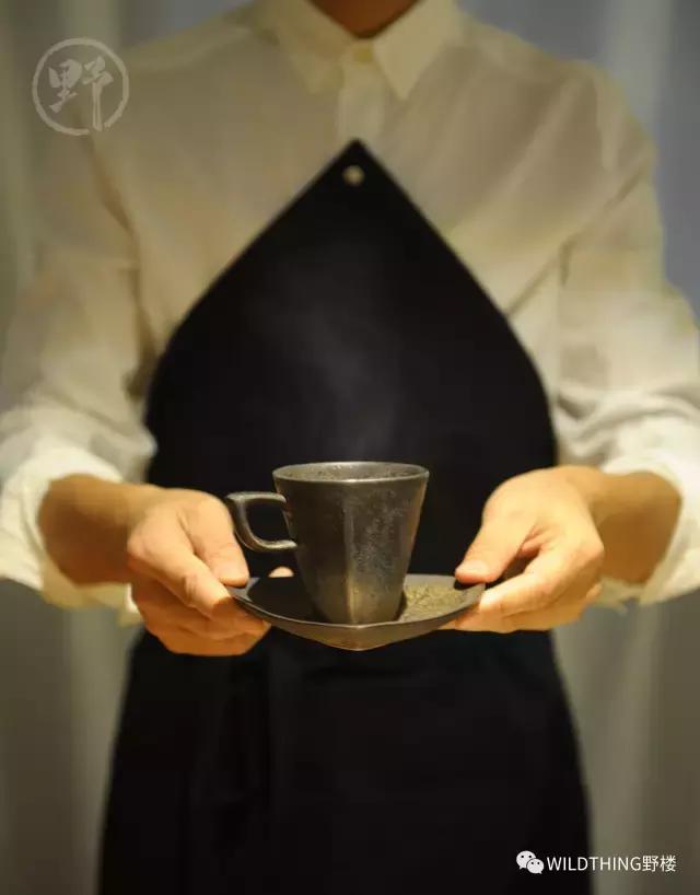 一杯咖啡的时间打动一个人,喝一杯咖啡慢慢品味人生