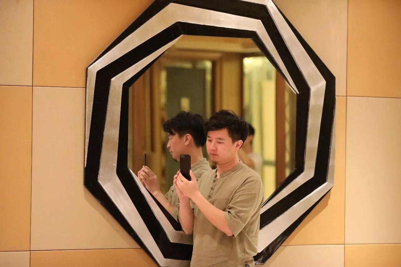 金风送爽同邀月下联,金风送爽迎中秋