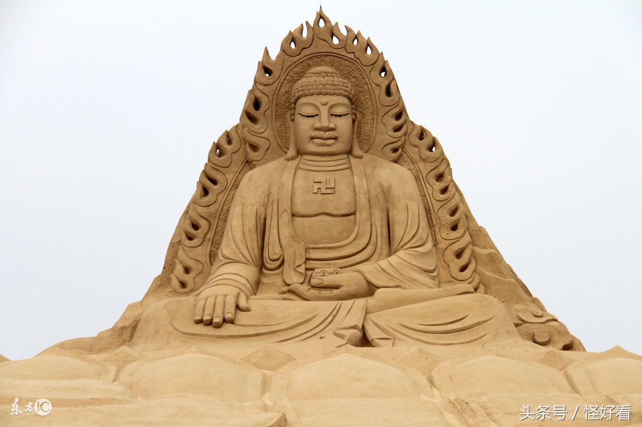 原著西游记如来怎么压住孙悟空,如来压住孙悟空真的很轻松吗