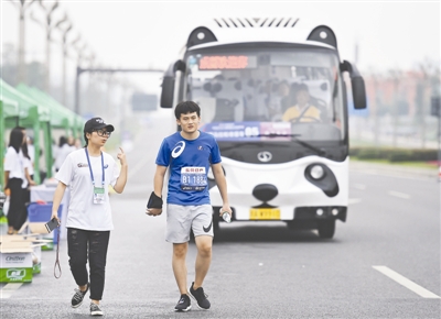 成马，让我们记住这一天让世界记住这座城