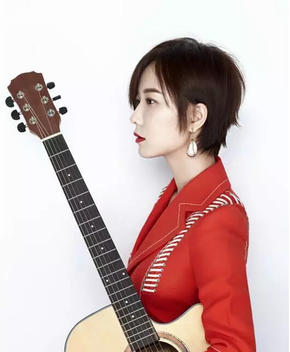 拯救大额头高发际线学王珞丹微风刘海超短发就搞定了