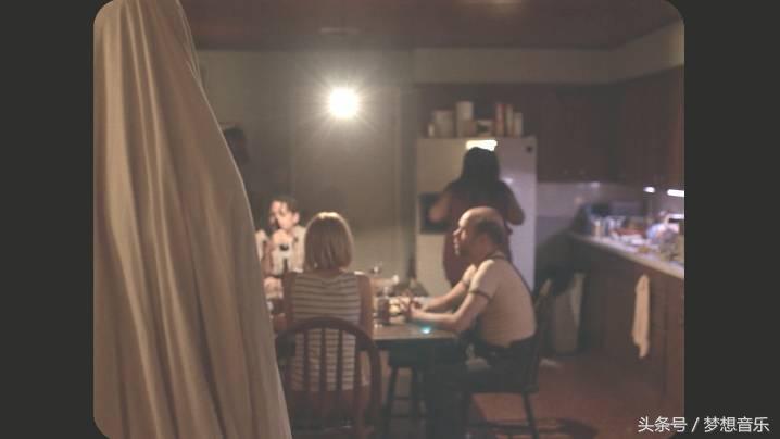 他花最少的钱，拍出今年最高级的鬼片