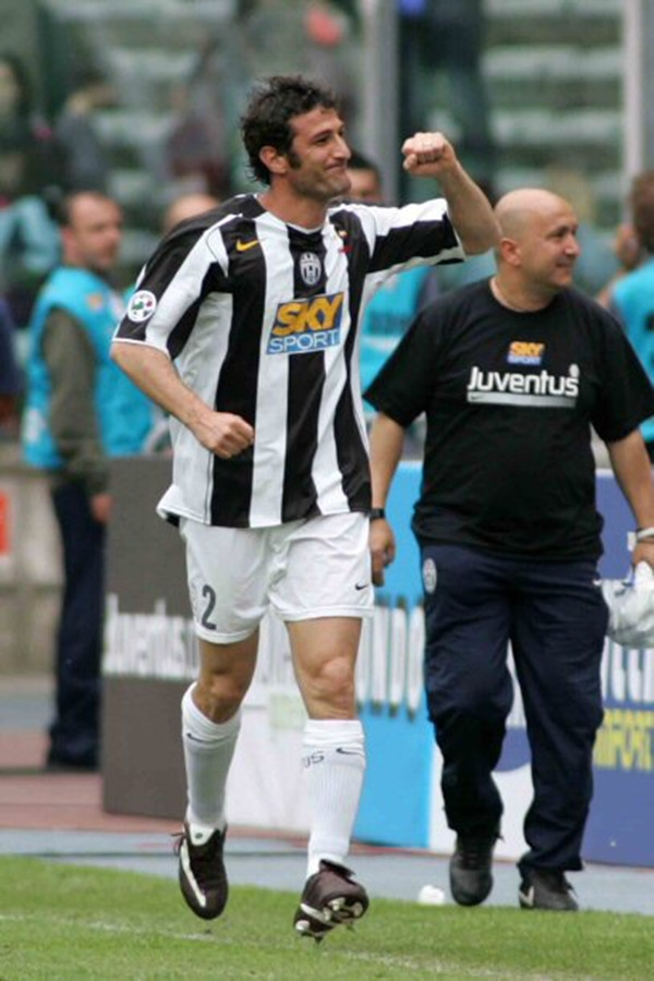 回顾当年火爆的意甲赛场,那些年的意甲球员们