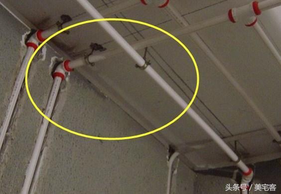 墙上打空调孔打到水管了怎么修补,空调打孔把外墙打烂怎么办