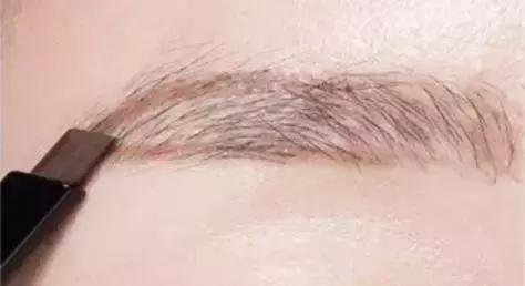 珂莱欧眉笔画法,珂莱欧clio眉笔