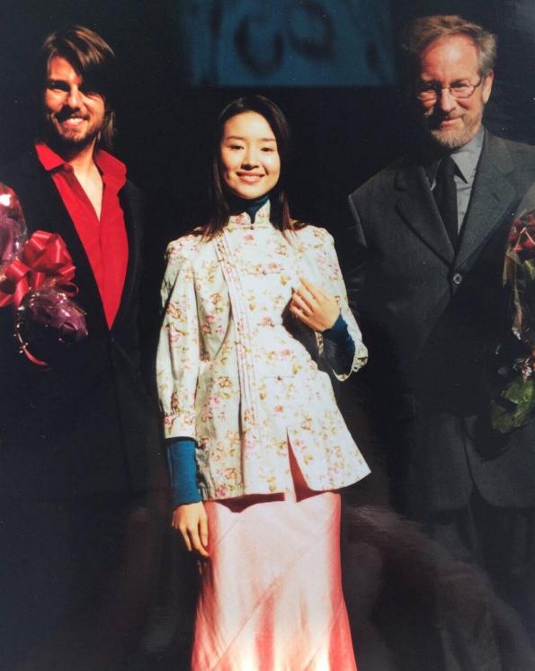 日本看中国女明星红毯,国内03年的女明星