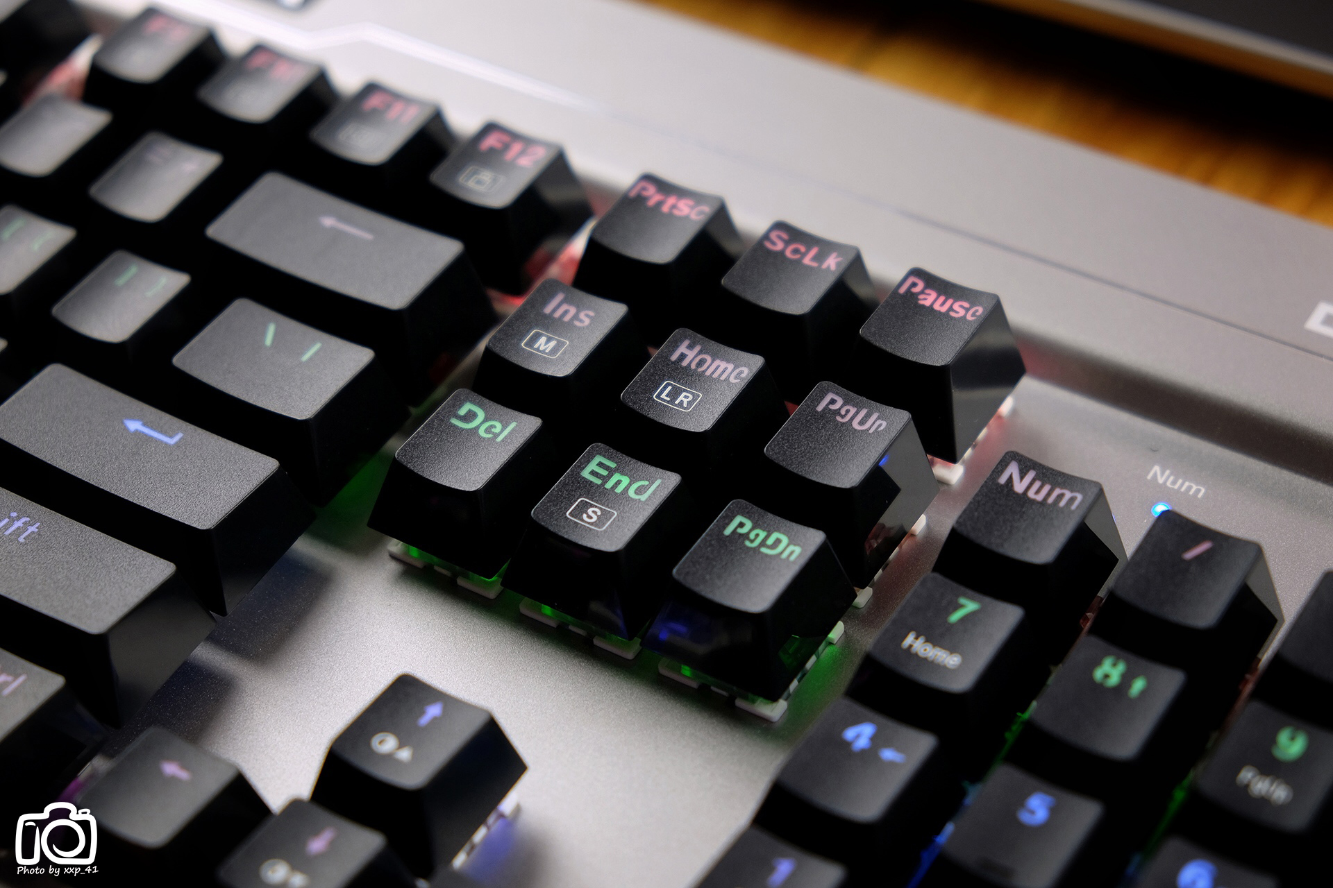 噼里啪啦打字噪，居然还防水：映泰沙漠方舟GK30青轴电竞机械键盘