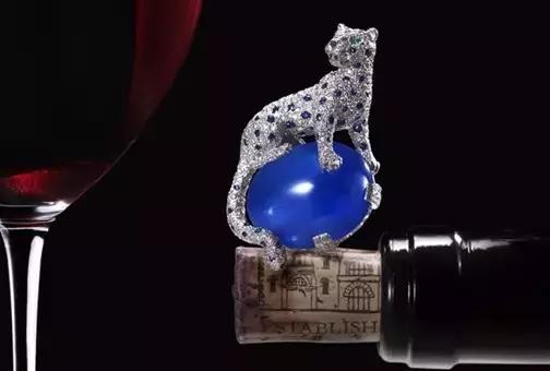 卡地亚、梵克雅宝、宝格丽等在制作技术上有什么标志性的工艺？