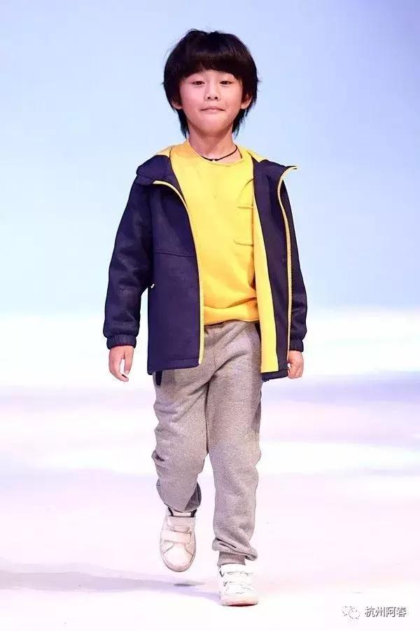 渝派精品服装,渝派系列服装