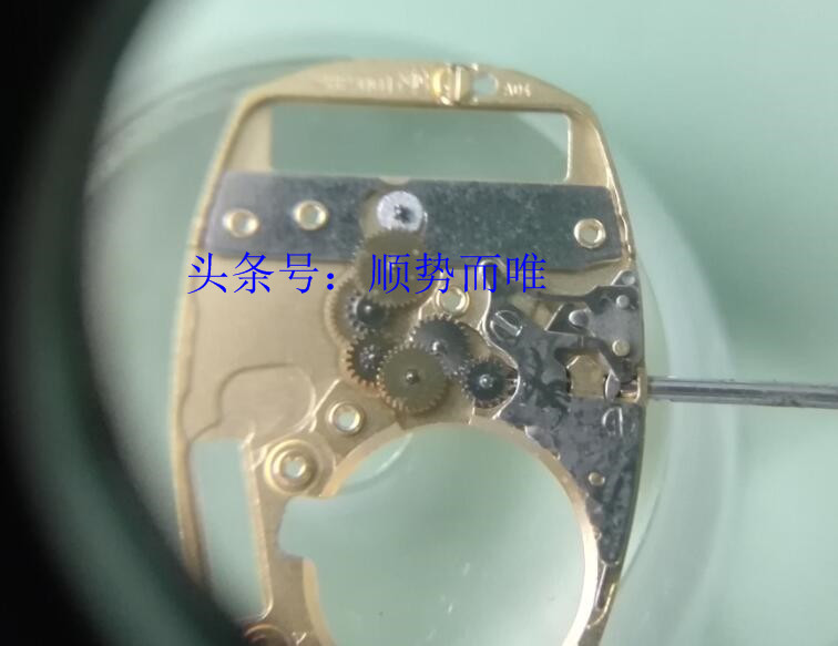 沈阳修表师傅维修视频,浪琴嘉岚石英机芯拆解