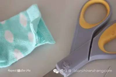 旧物改造袜子教程,婴儿宝宝旧袜子废物利用做手工