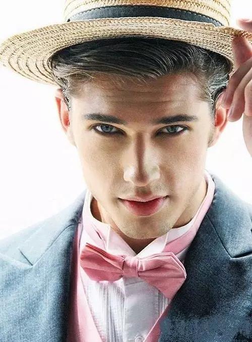 如何调出骚粉,怎么能让粉色更突出