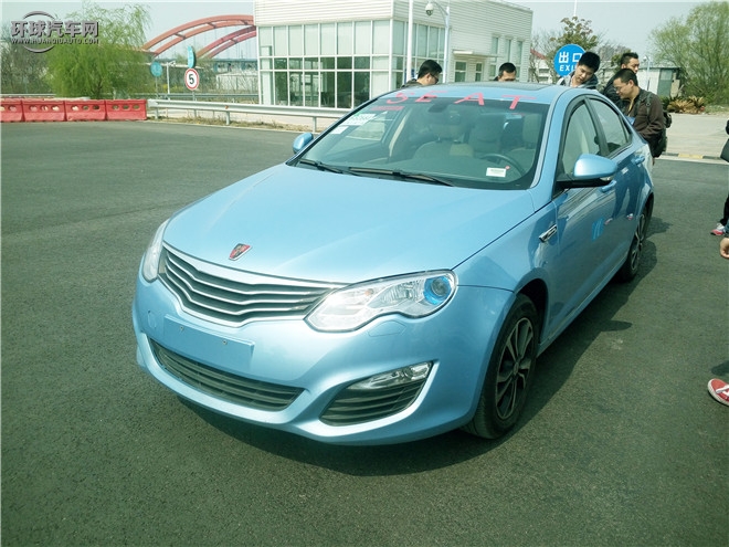 荣威e550电池充满能自动断电吗,荣威e550可以一直不用充电吗