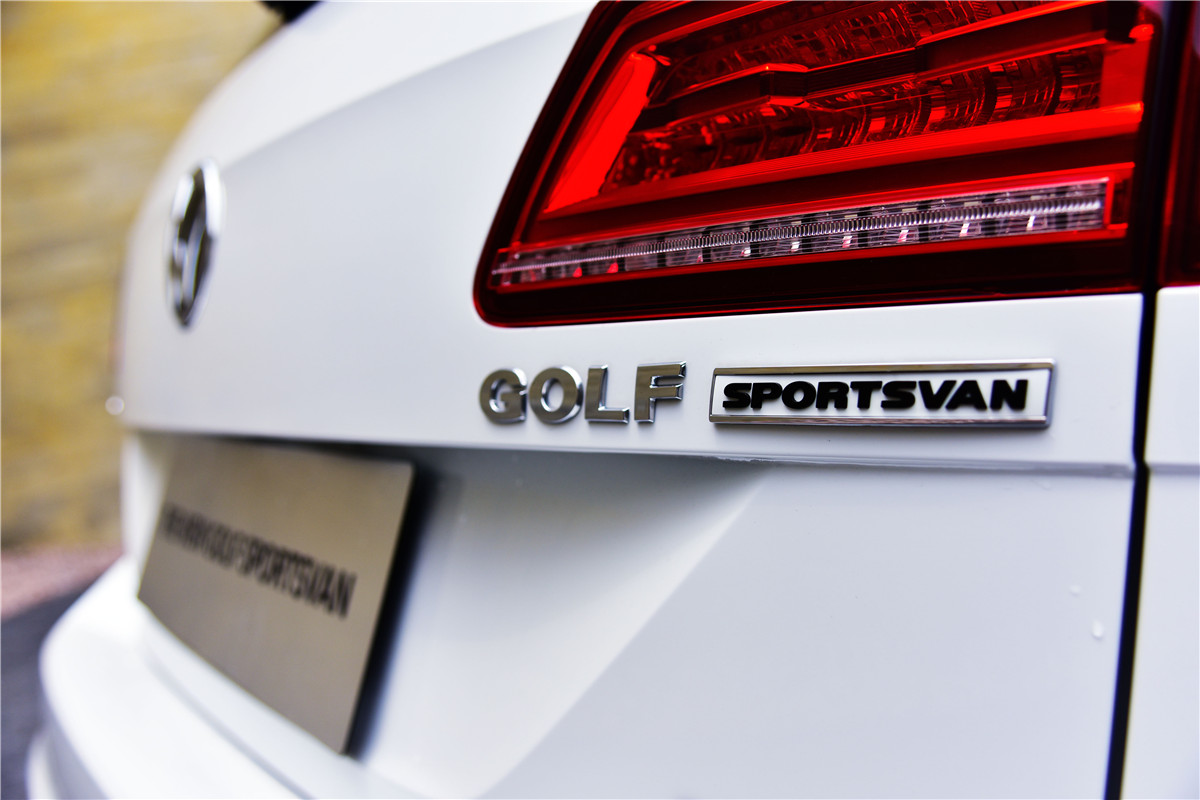 高尔夫嘉旅比高尔夫大多少,高尔夫与高尔夫嘉旅有什么区别