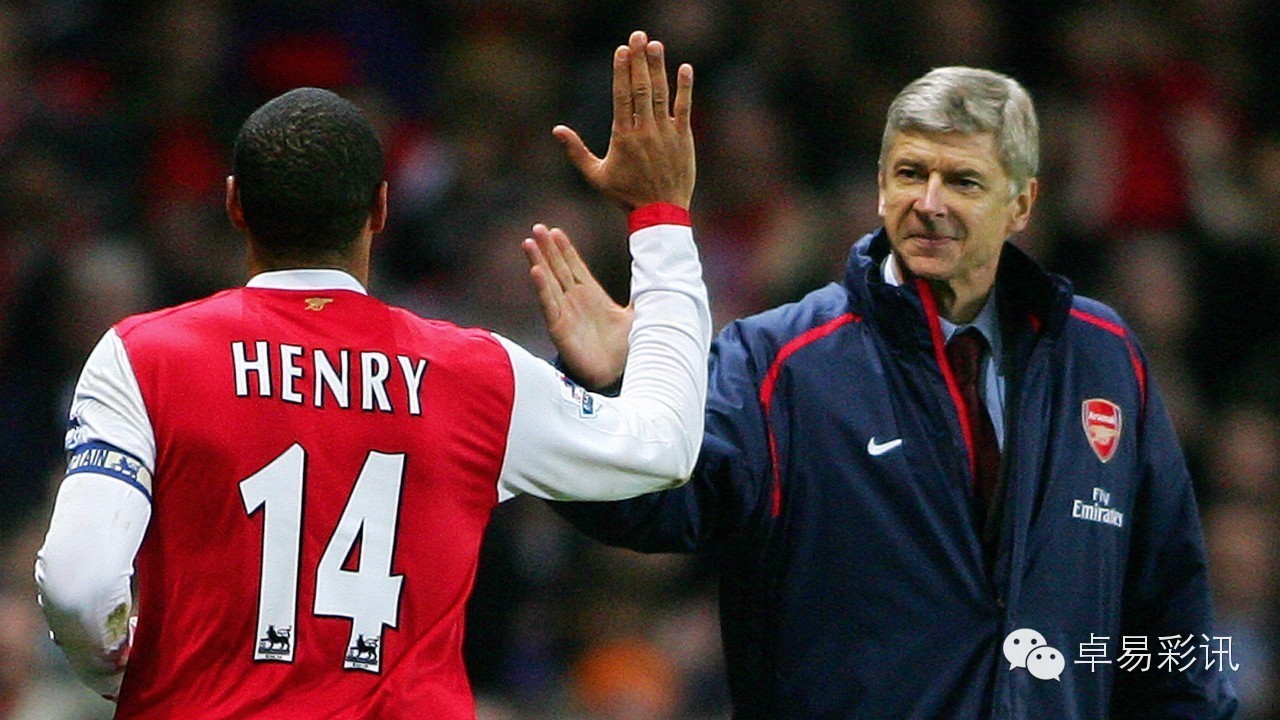 温格的暖心时刻,致所有不忘初心的枪手们温格