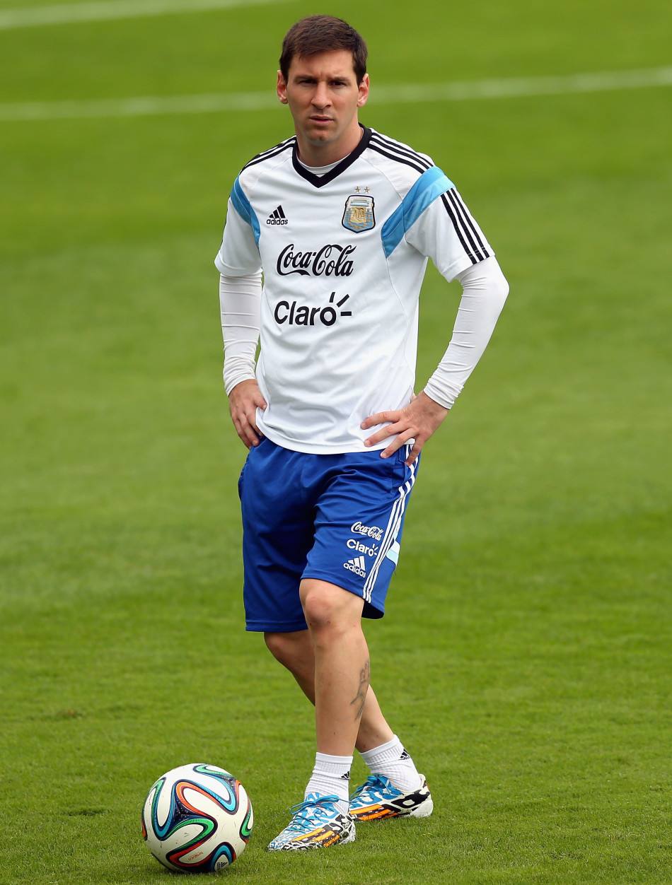 世界足坛十大矮个子球星,足坛矮个子球星