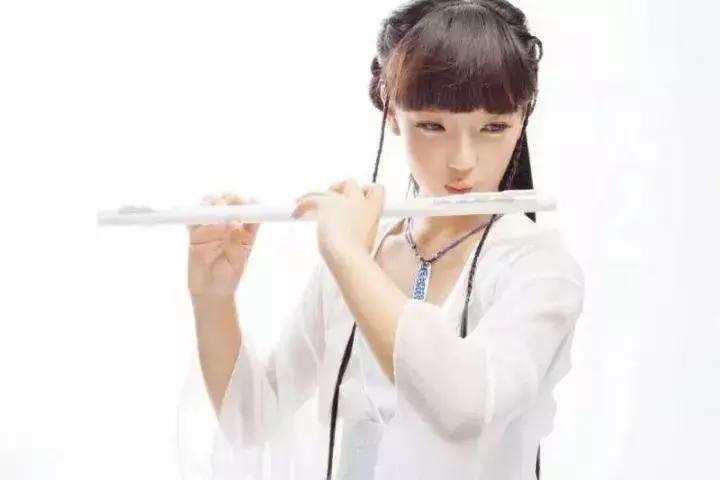 巴赛丹妮惊艳全场,巴赛丹妮是哪的人