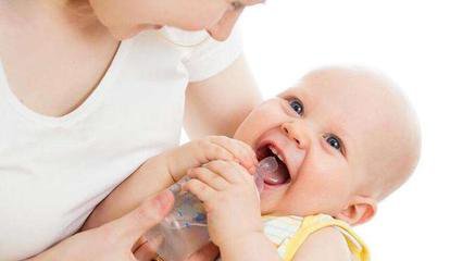 宝宝什么时候戒奶瓶最佳,宝宝戒奶最快最有效的方法