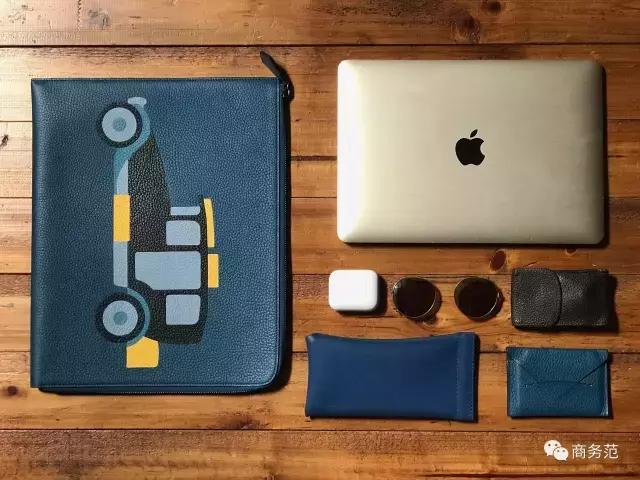 我翻了13个男人的包包，金牛座的男人最爱买买买？