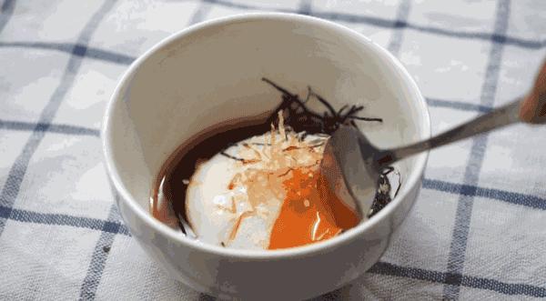 一刀切下去，鸡蛋流黄的感觉，好像中了500万！