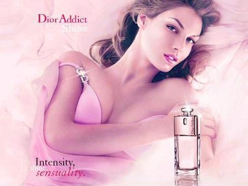 爱美无忧：女生心目中排行前十的香水