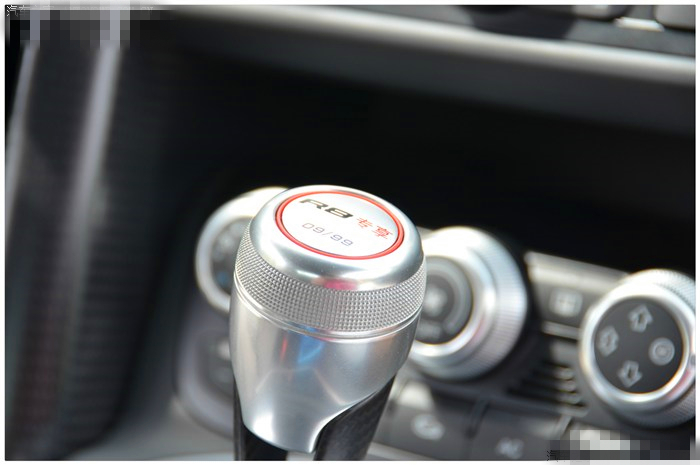 奥迪r8的遗憾,不得不说奥迪r8的颜值真是爆表