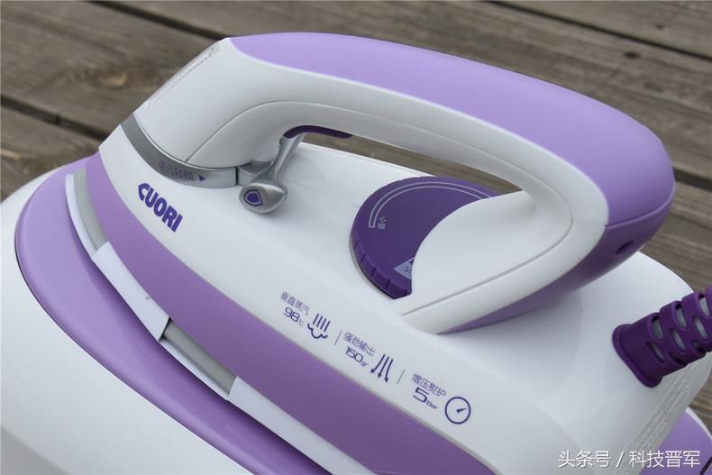 让您皱巴巴的衣服焕然一新,如何让你的衣服亮丽如新