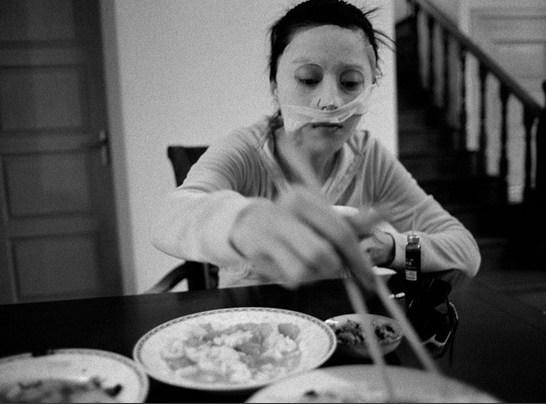 敷面膜让自己衰老的慢一点,错误的护肤会让你轻易毁容