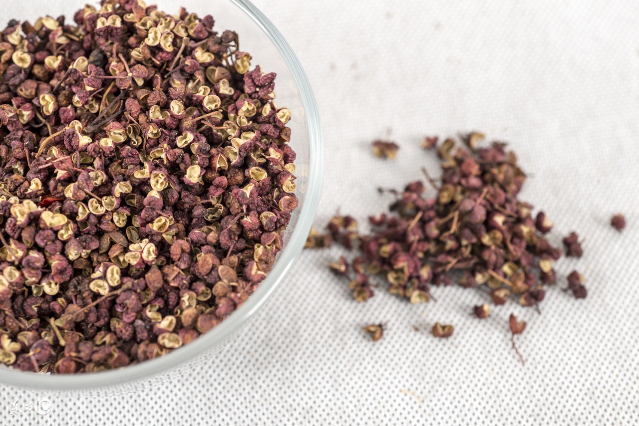 脚气泡脚名方,中药泡脚和白水泡脚