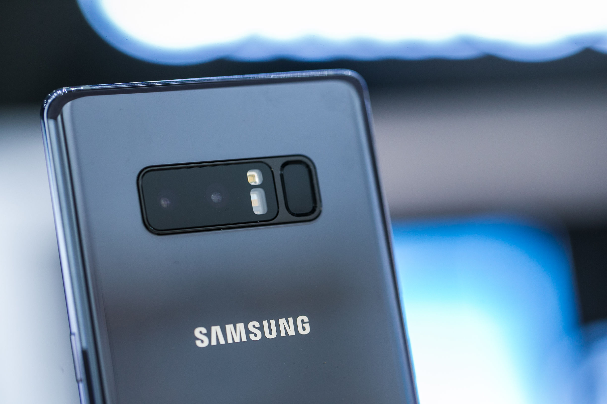 三星note20ultra拍照感觉灰蒙蒙的,三星galaxys22ultra拍照对比