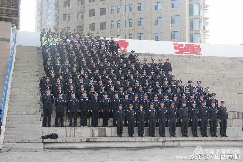 县公安局扎实开展警务实战大练兵,公安十九大忠诚保平安实战演练