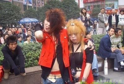 杀马特贵族青春，很傻很亲切