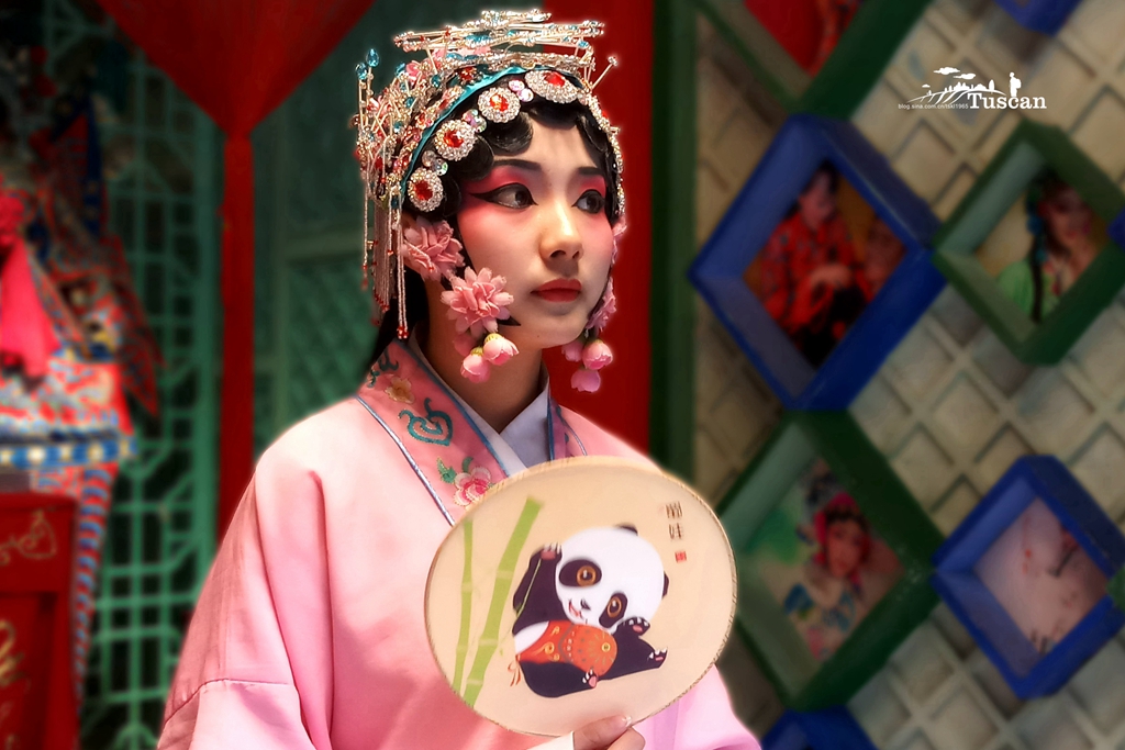 三星galaxyc8港版,三星galaxyc8像素